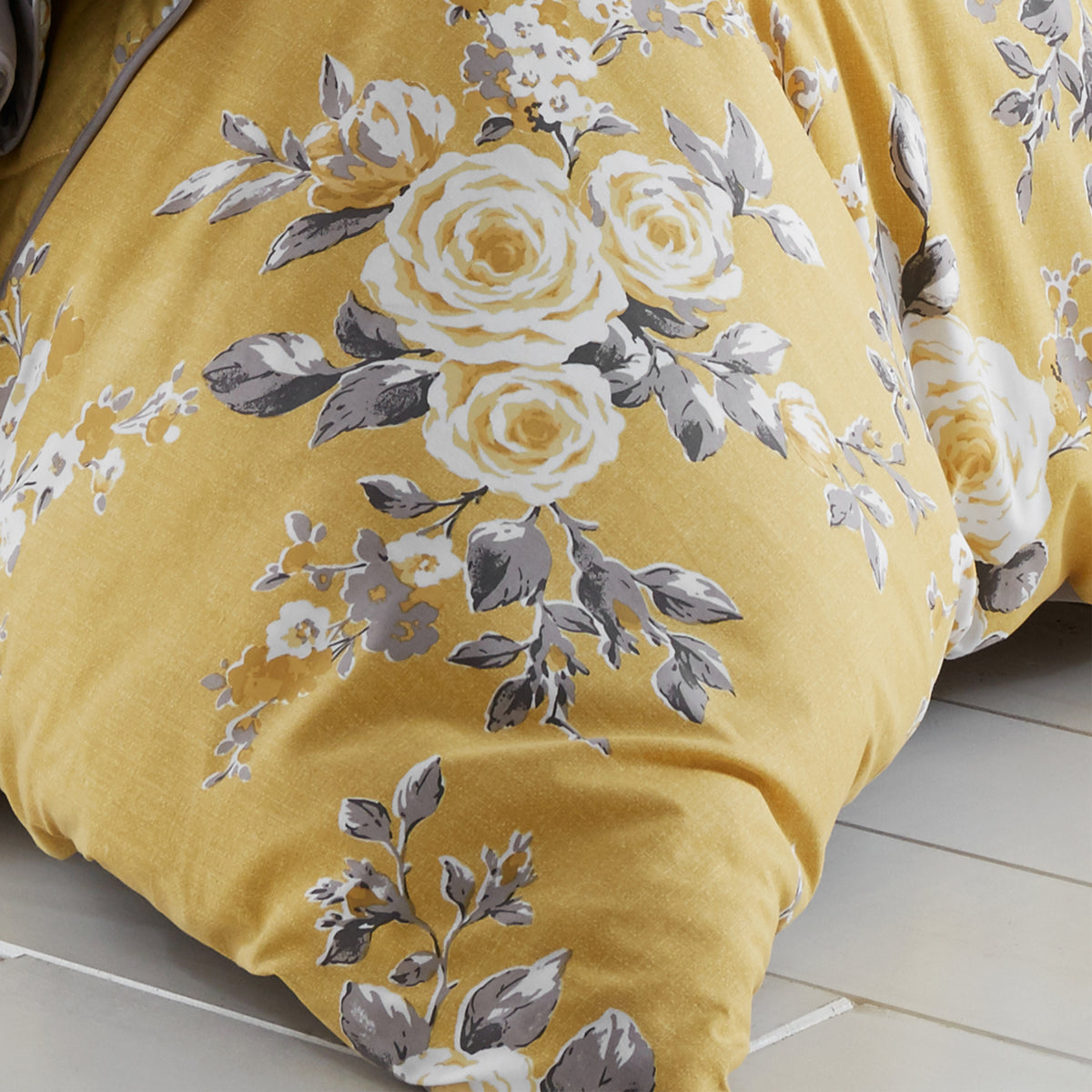 Catherine Lansfield Canterbury Floral Duvet Cover Set Ochre