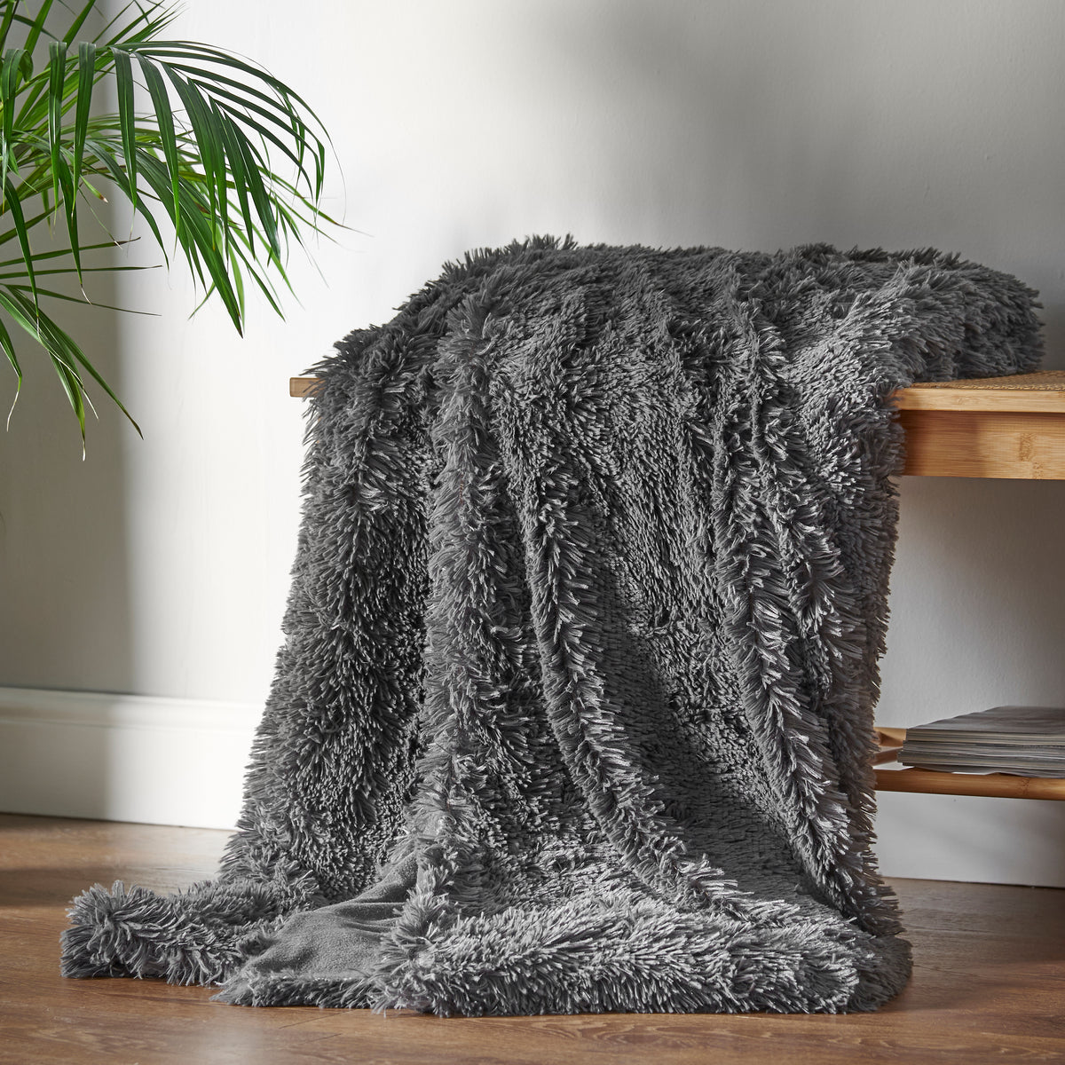 Catherine Lansfield Cuddly Deep Pile Faux Fur Blanket Throw Charcoal Grey 150x200cm