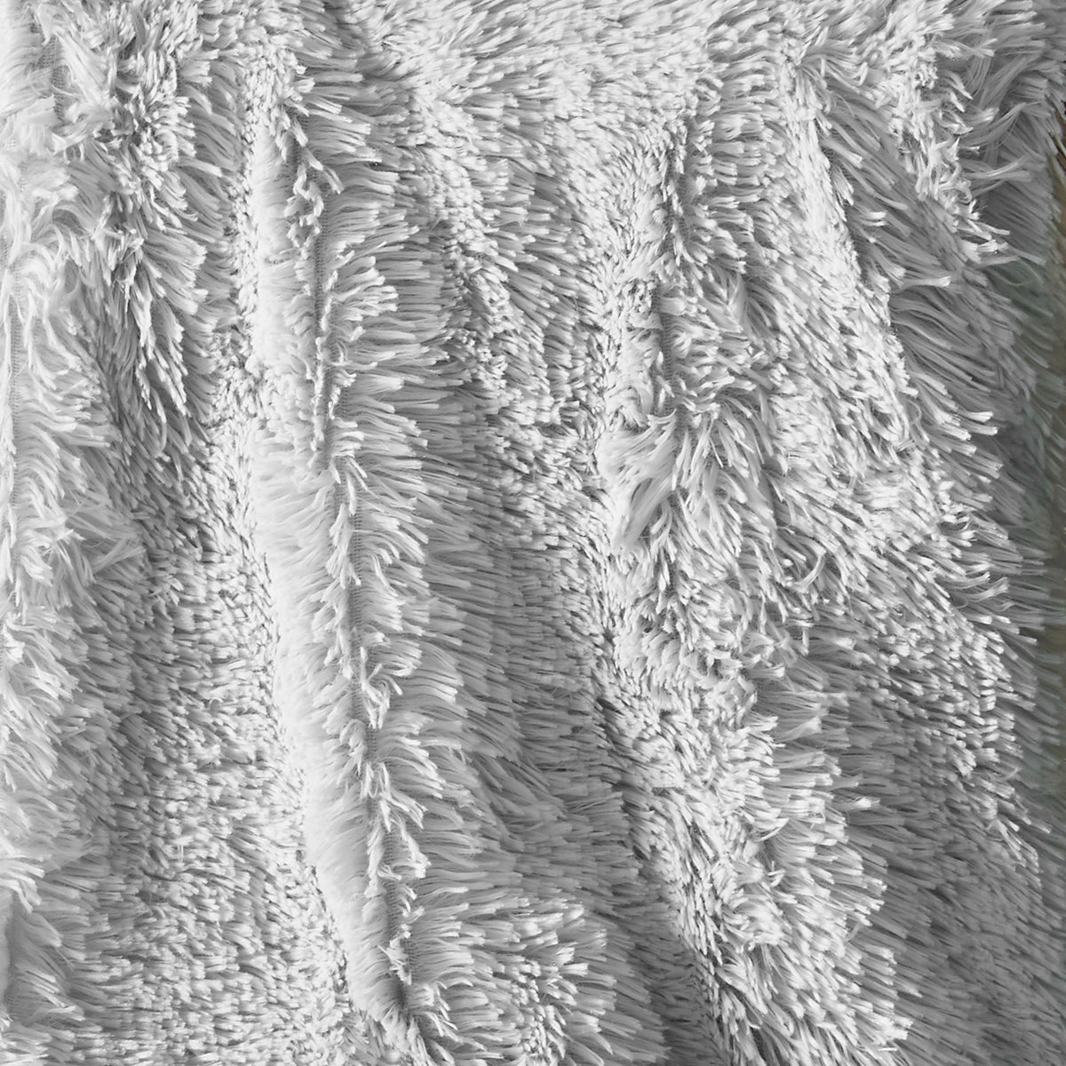 Catherine Lansfield Cuddly Deep Pile Faux Fur Blanket Throw Silver 150x200cm