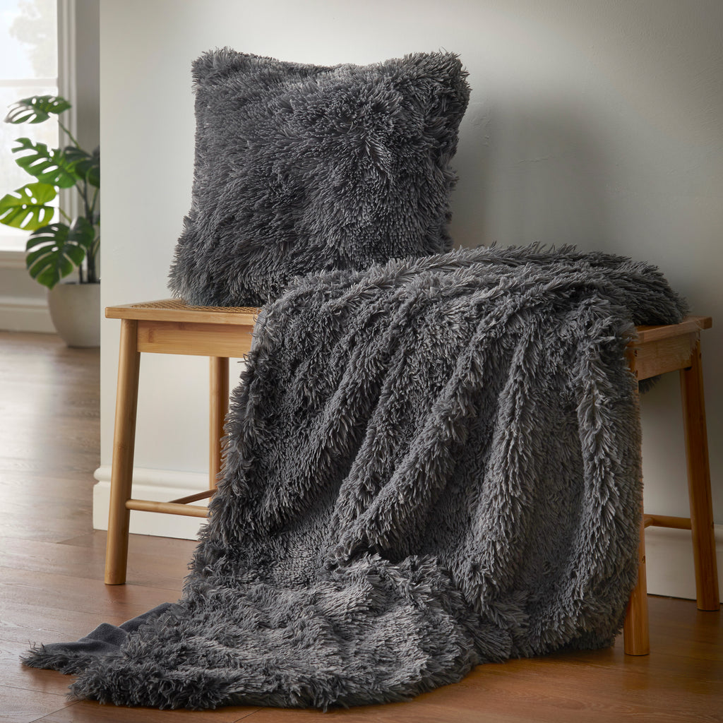 Catherine Lansfield Cuddly Deep Pile Faux Fur Blanket Throw Charcoal Grey 150x200cm
