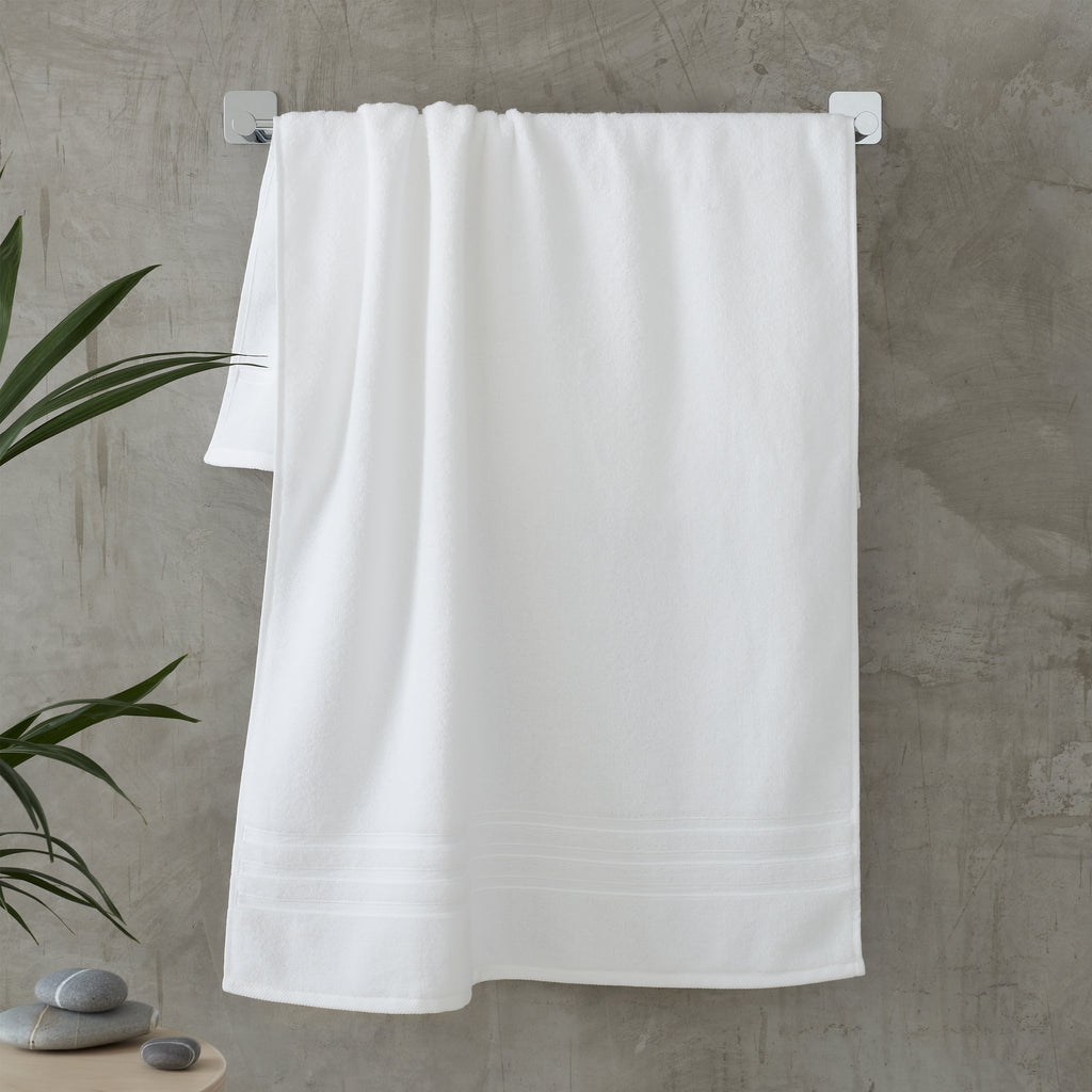 Catherine Lansfield Bathroom Zero Twist 500 GSM Soft & Absorbent Cotton Bath Sheet Pair in White