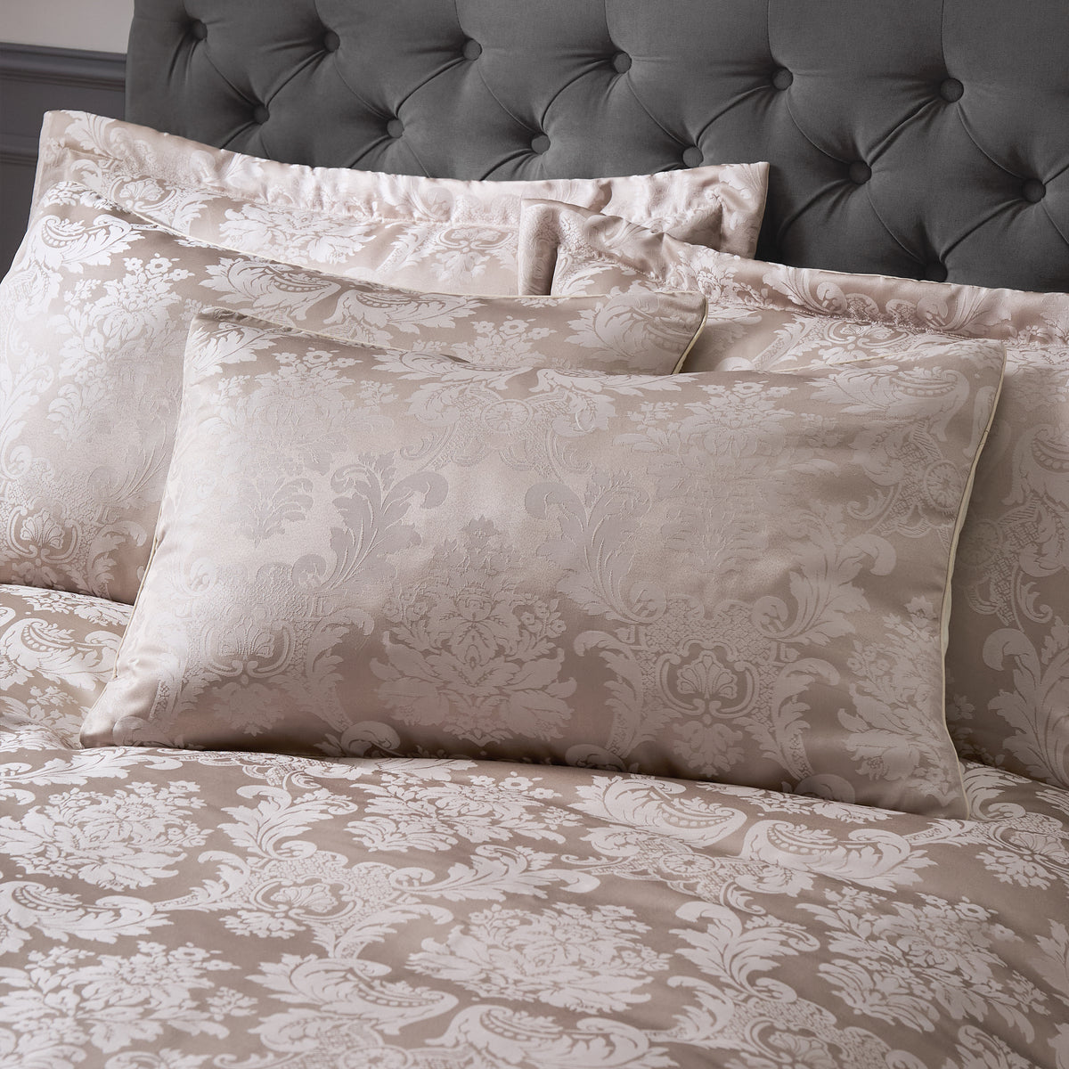 Catherine Lansfield Damask Jacquard Duvet Cover Set Champagne Gold