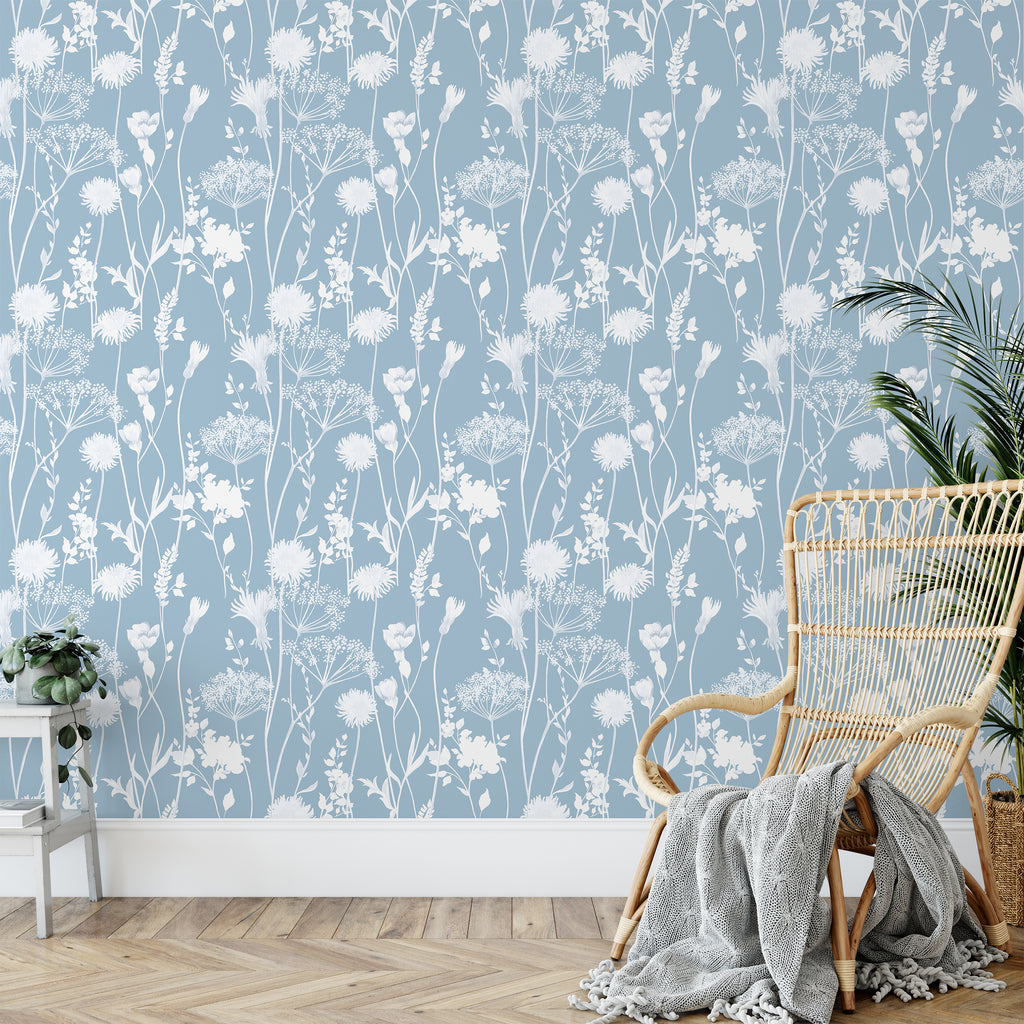 Catherine Lansfield Meadowsweet Floral Wallpaper in Blue