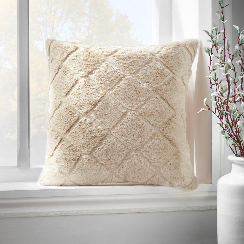 Catherine Lansfield Cosy Diamond Faux Fur Soft Touch 43x43cm Cushion Natural