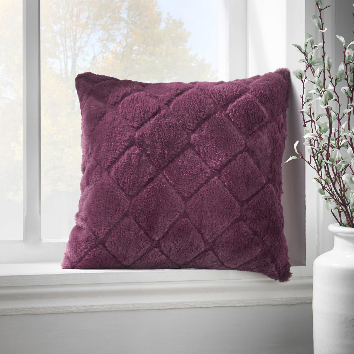 Catherine Lansfield Cosy Diamond Faux Fur Soft Touch 43x43cm Cushion Plum