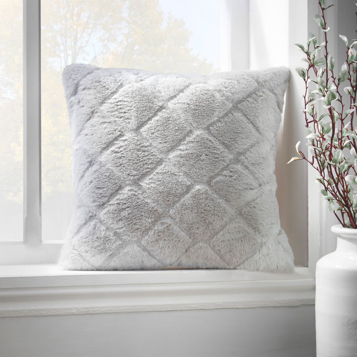 Catherine Lansfield Cosy Diamond Faux Fur Soft Touch 43x43cm Cushion Silver