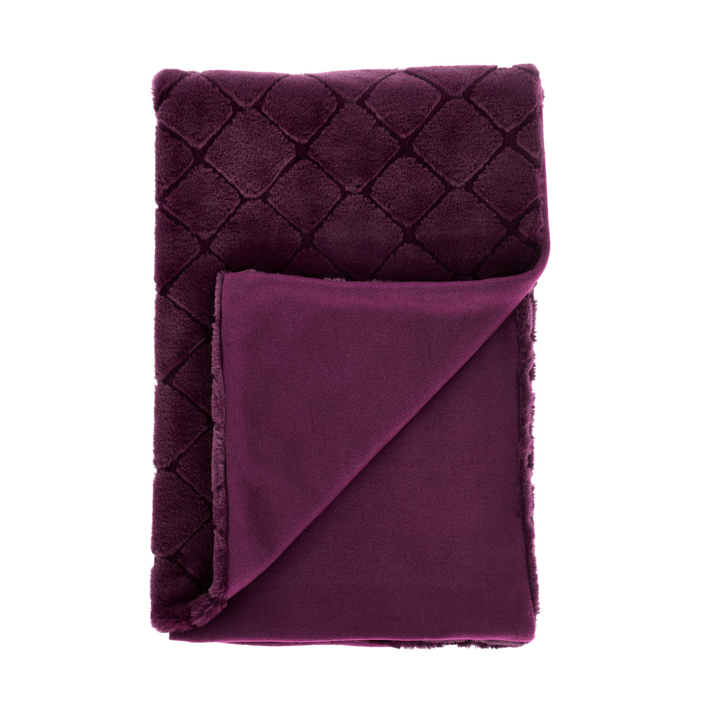 Catherine Lansfield Cosy Diamond Faux Fur Soft 130x170cm Blanket Throw Plum