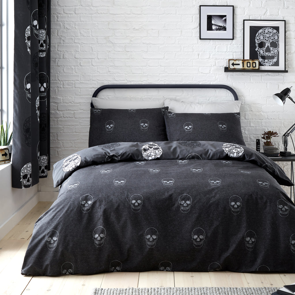 Catherine Lansfield Skulls Reversible Duvet Cover Set in Grey