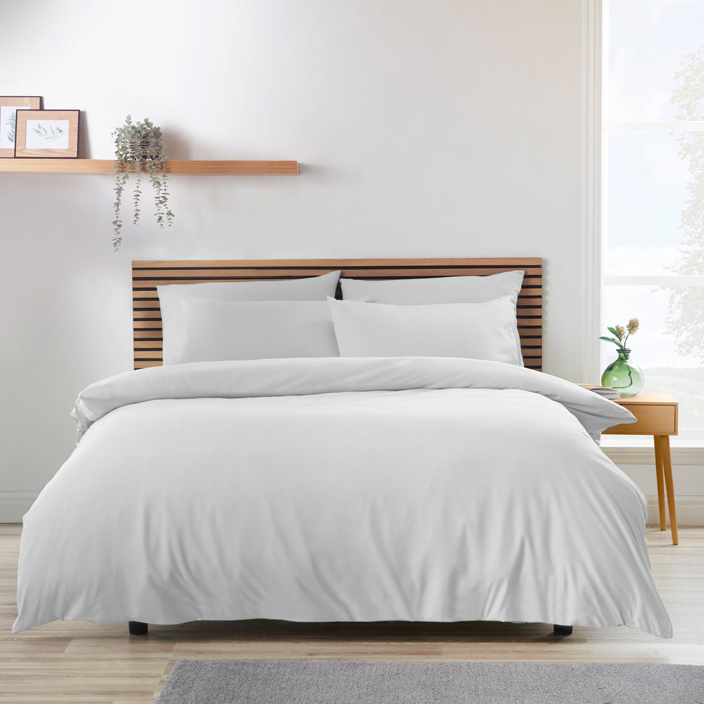 Catherine Lansfield So Soft Non-Iron Duvet Cover Set in White