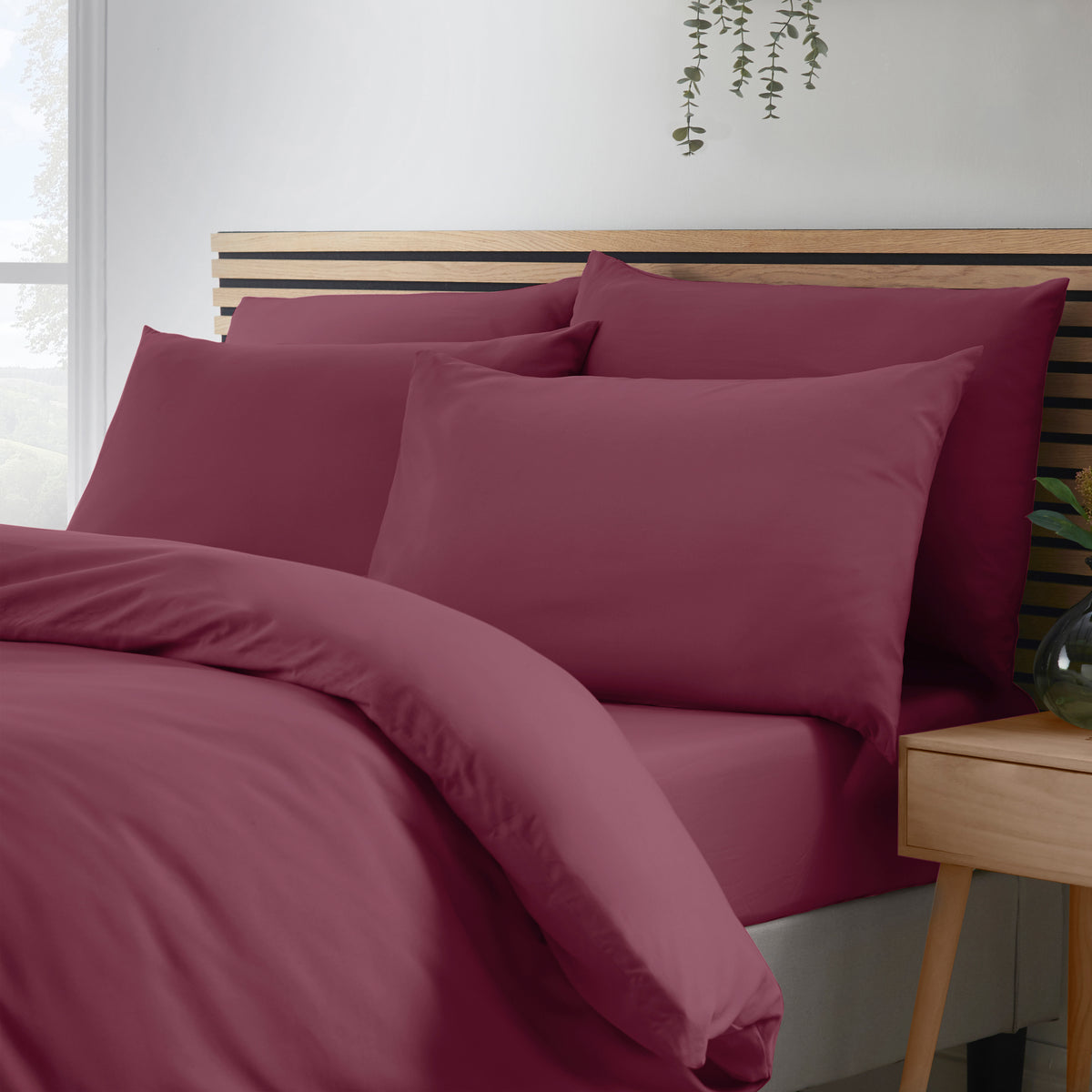 Catherine Lansfield So Soft Non-Iron Duvet Cover Set in Burgundy