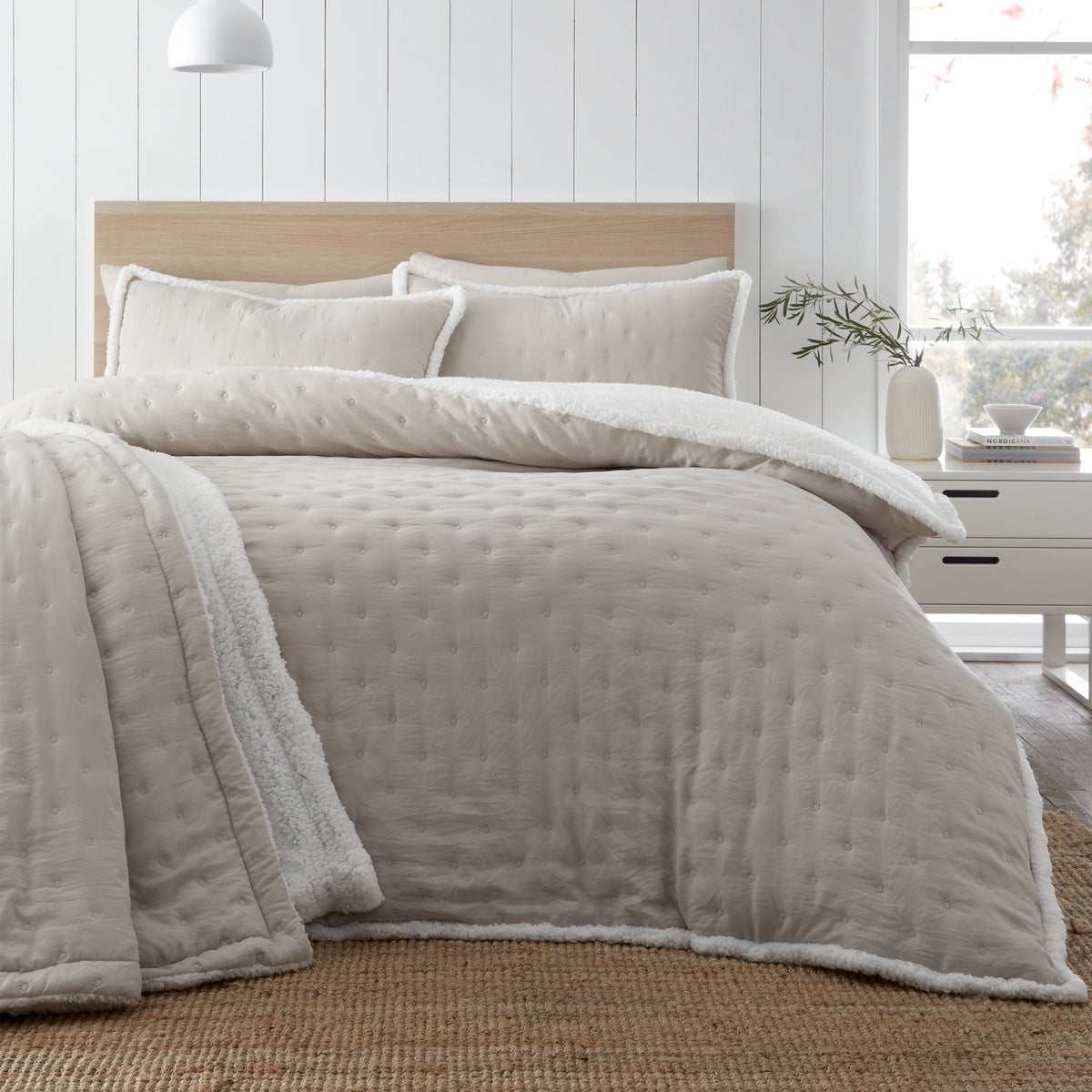 Catherine Lansfield Cosy Nori Sherpa Duvet Cover Set Cream