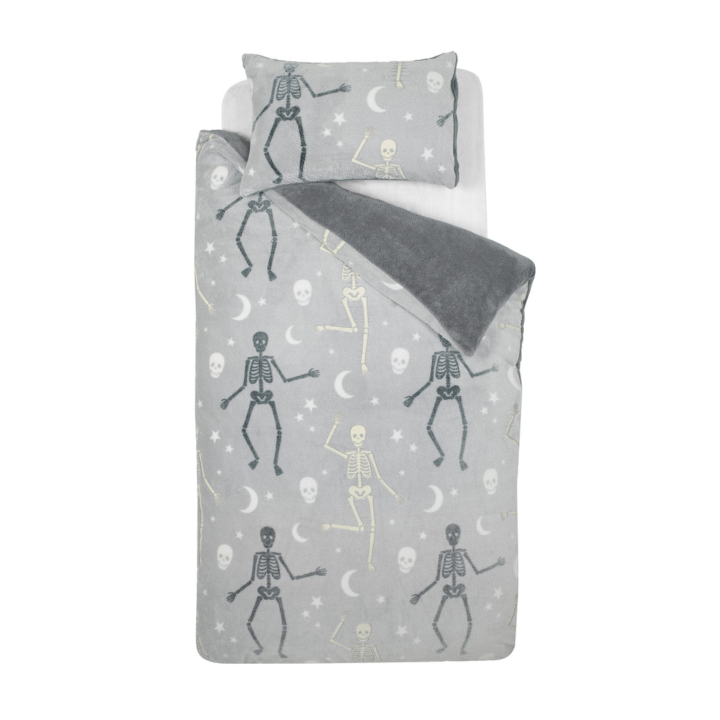 Catherine Lansfield Halloween Skeleton Fleece Glow in the Dark Duvet Cover Set in Grey