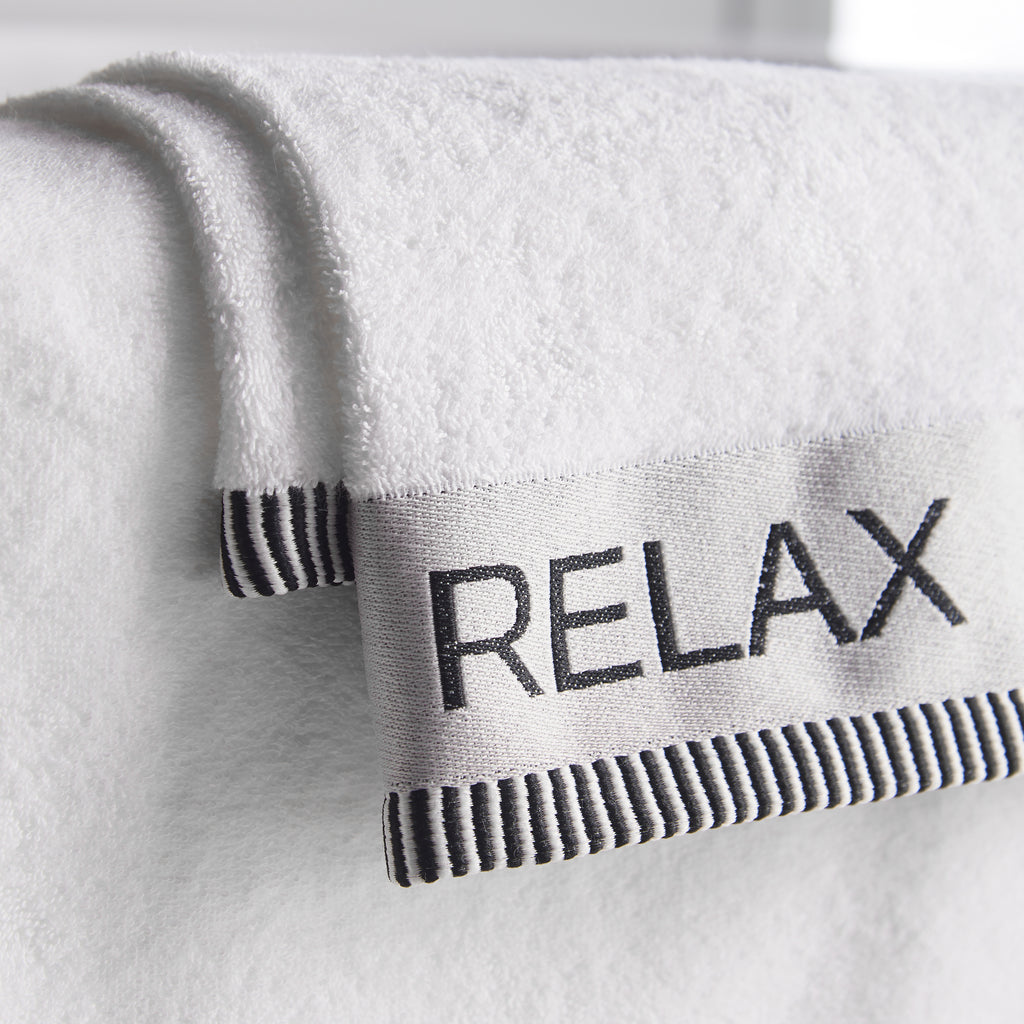 Catherine Lansfield Relax And Unwind 400GSM Towel White