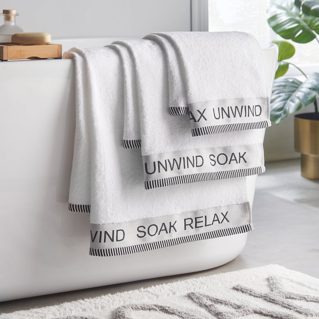 Catherine Lansfield Relax And Unwind 400GSM Towel White