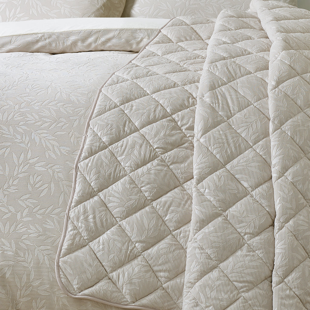 Catherine Lansfield Corded Leaves 240x260cm Quilted Bedspread Champagne Gold