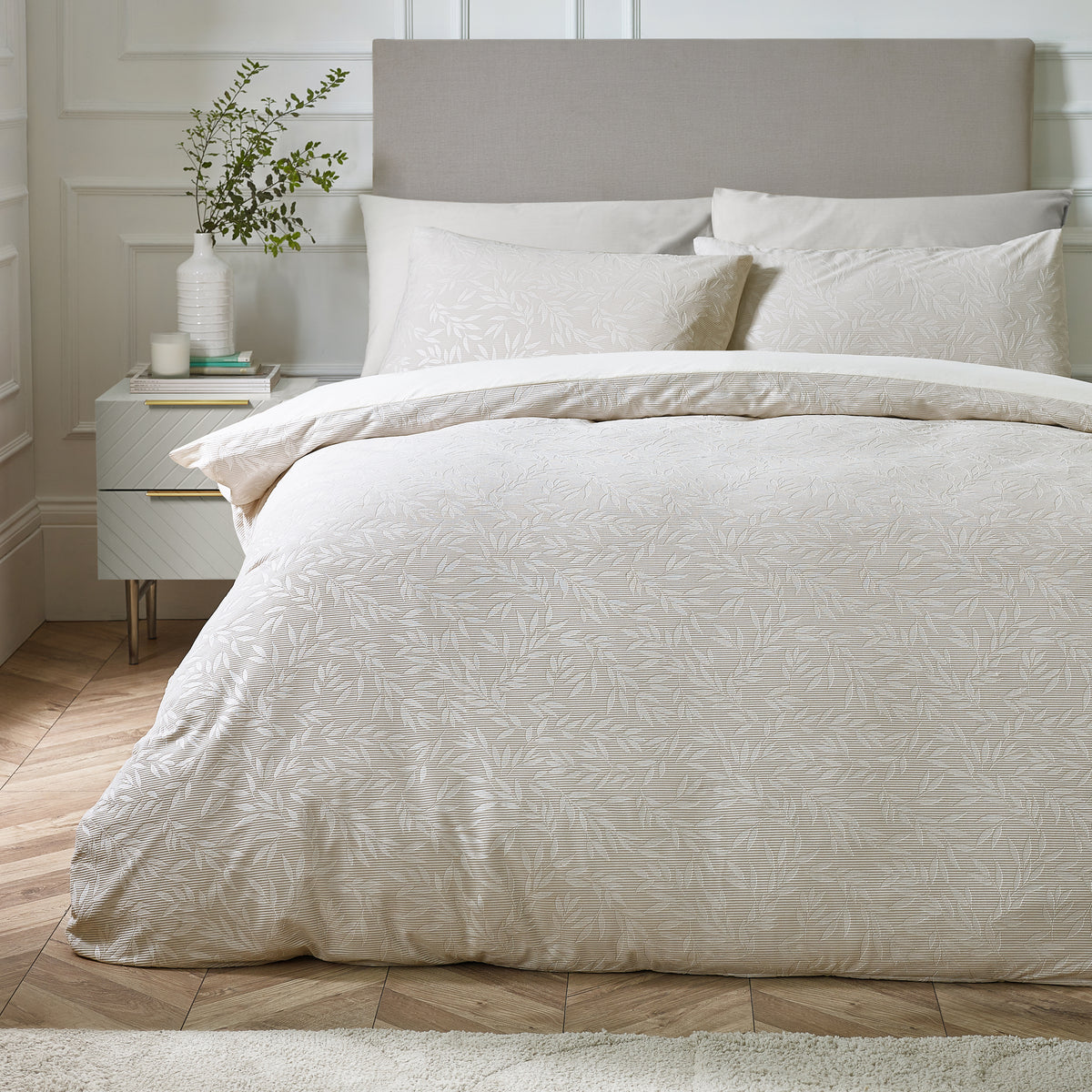 Catherine Lansfield Corded Leaves Duvet Cover Set Champagne Gold
