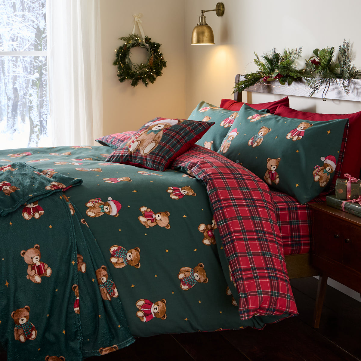 Catherine Lansfield Christmas Tartan Teddy Bear Duvet Cover Set