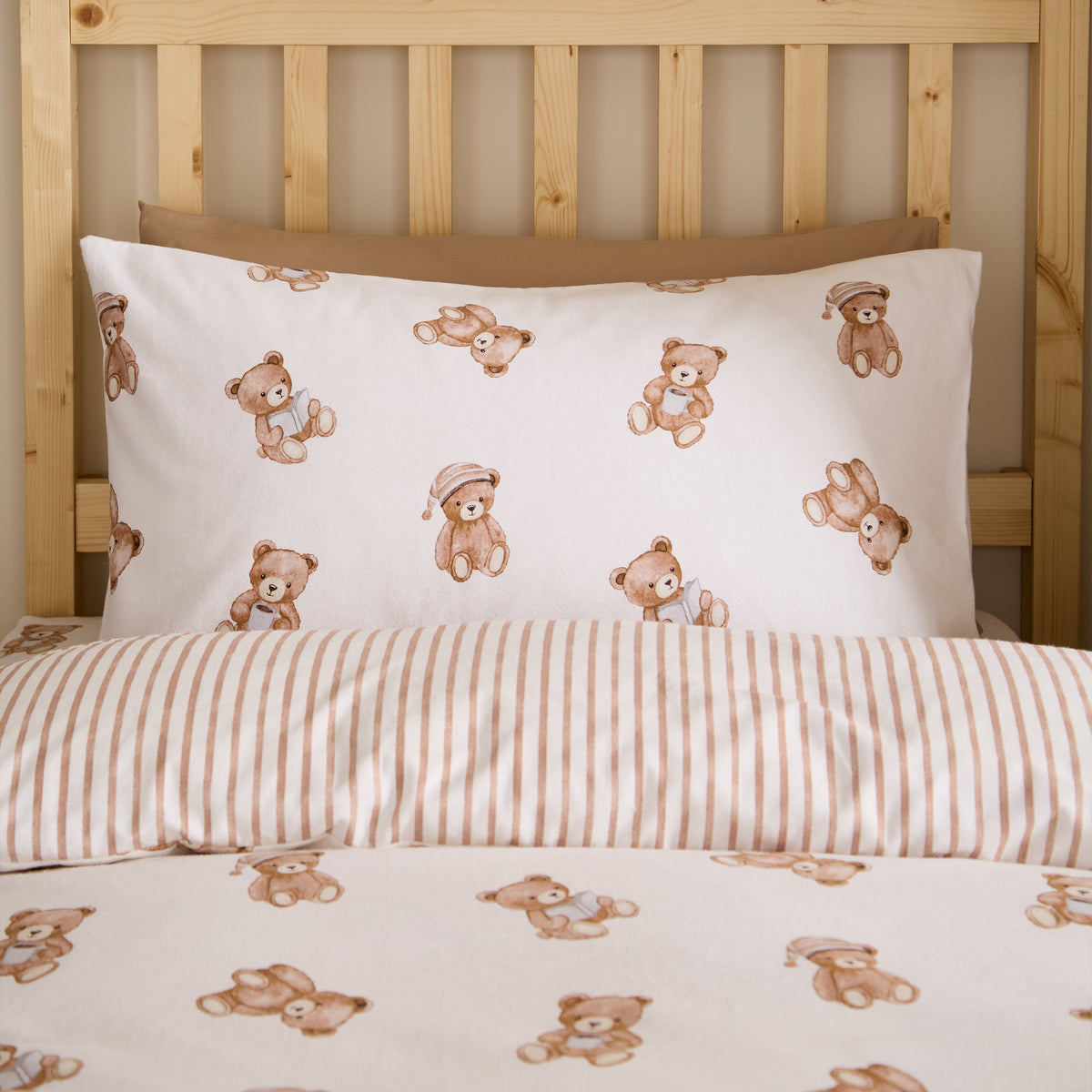 Catherine Lansfield Brushed Teddy Bear Cotton Reversible Duvet Cover Set in Cream