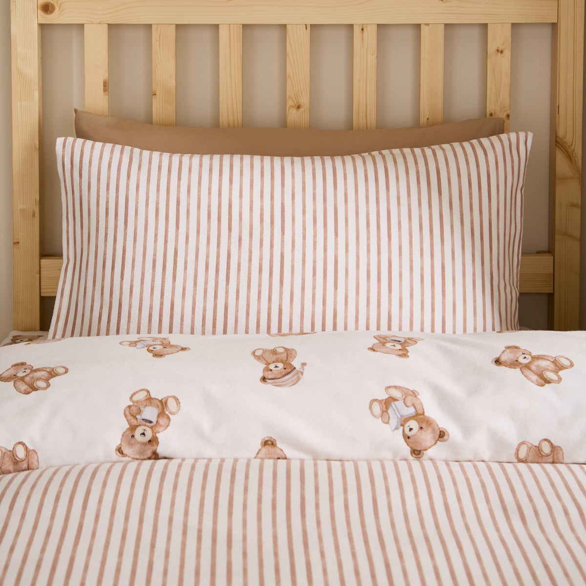 Catherine Lansfield Brushed Teddy Bear Cotton Reversible Duvet Cover Set in Cream