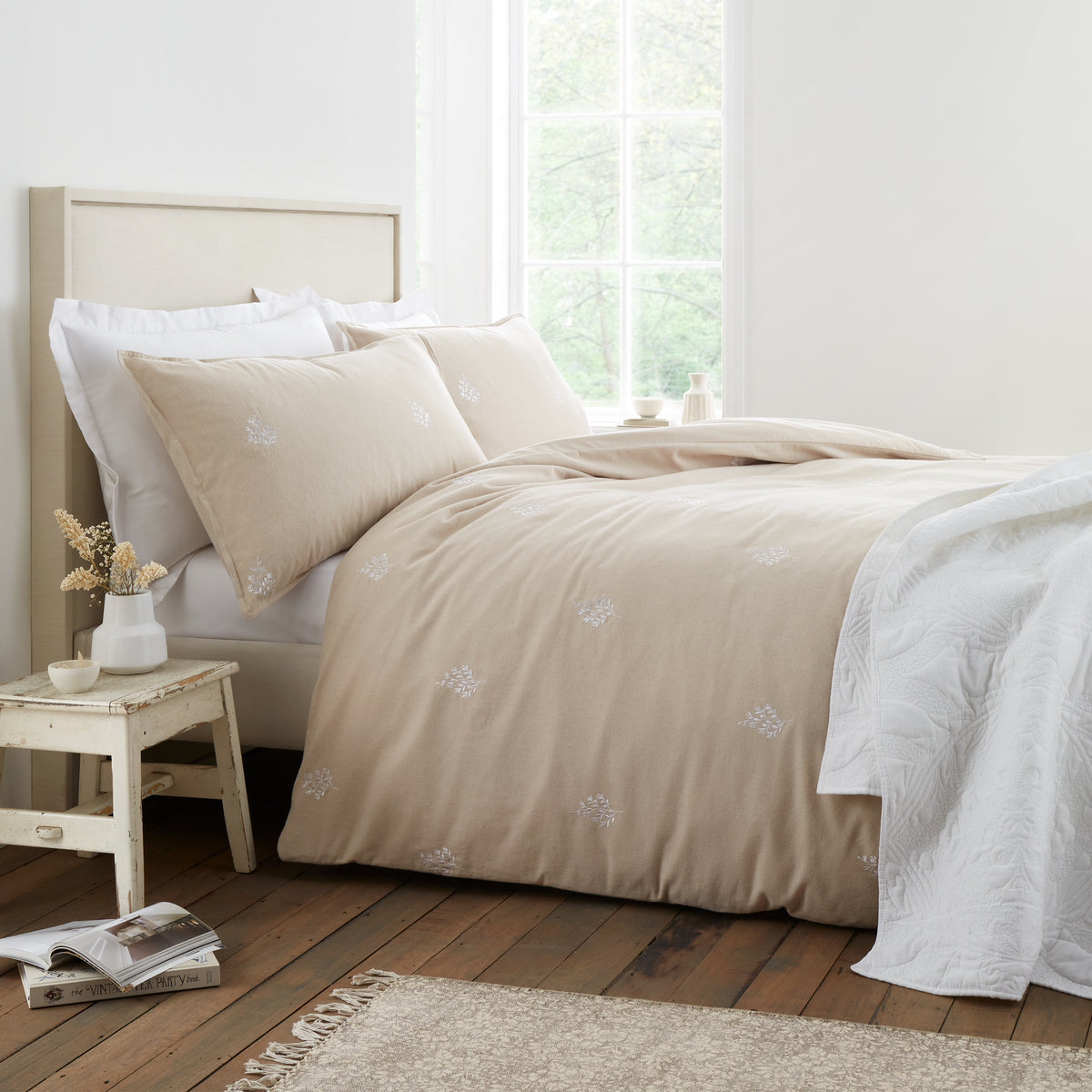 Bianca Brushed Embroidery Leaf Cotton Duvet Cover Set Natural