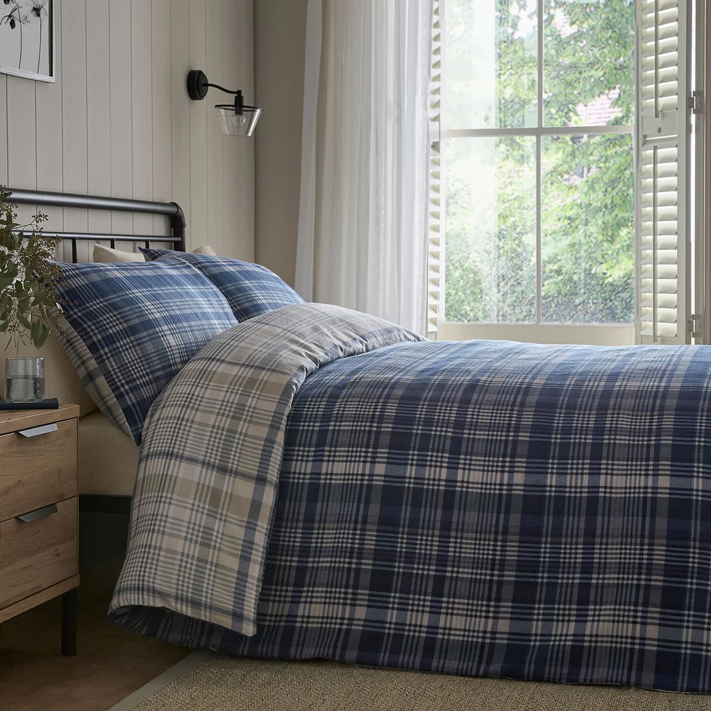 Dreams & Drapes Bennet Check Duvet Cover Set in Navy