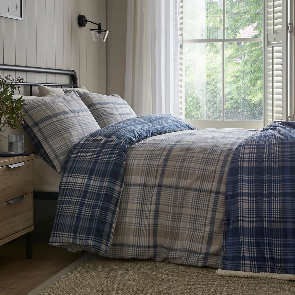 Dreams & Drapes Bennet Check Duvet Cover Set in Navy