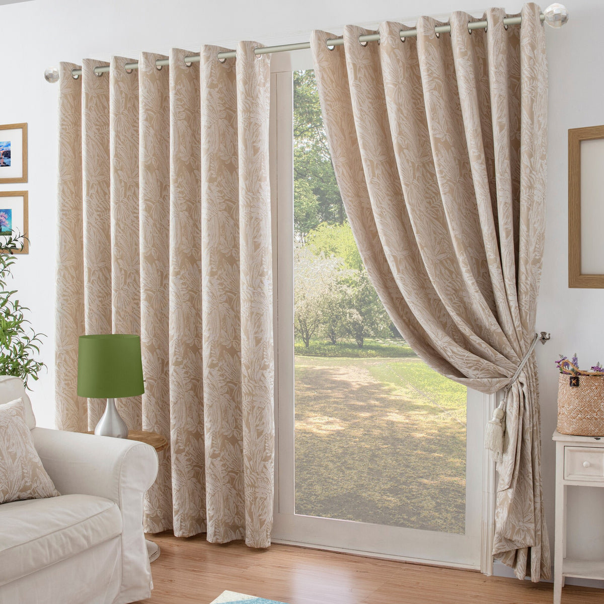 Botanic Chenille Jacquard Lined Eyelet Curtains in Cream