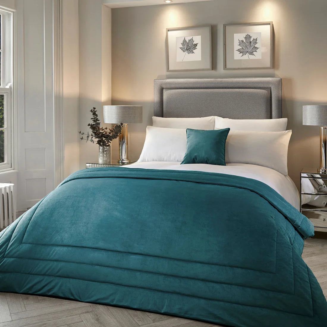 Laurence Llewelyn-Bowen Chic Velvet Quilted Bedspread in Teal 150 x 220cm