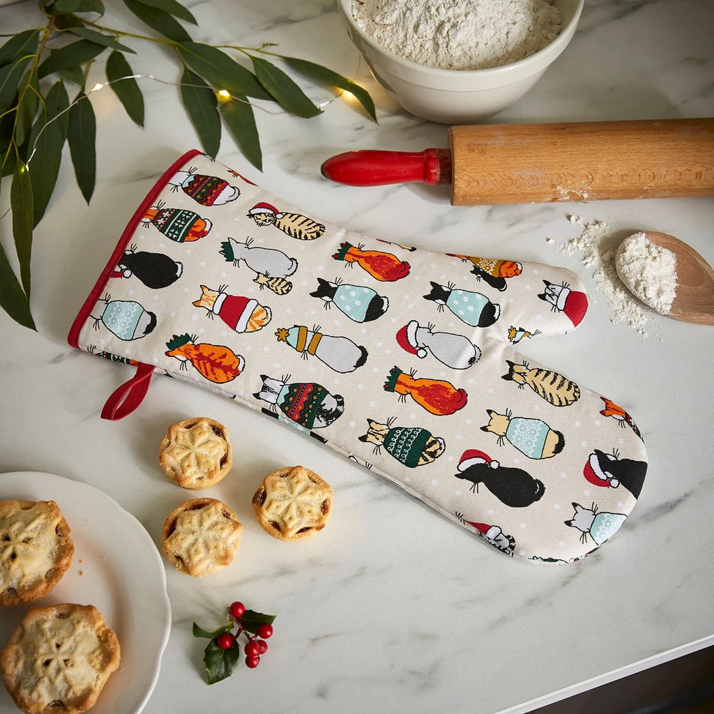 Ulster Weavers Cats in Waiting Christmas Gauntlet Oven Glove in Red
