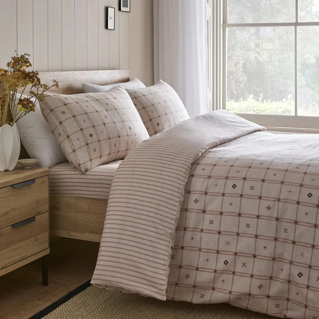 Dreams & Drapes Cottage Check Duvet Cover Set in Natural