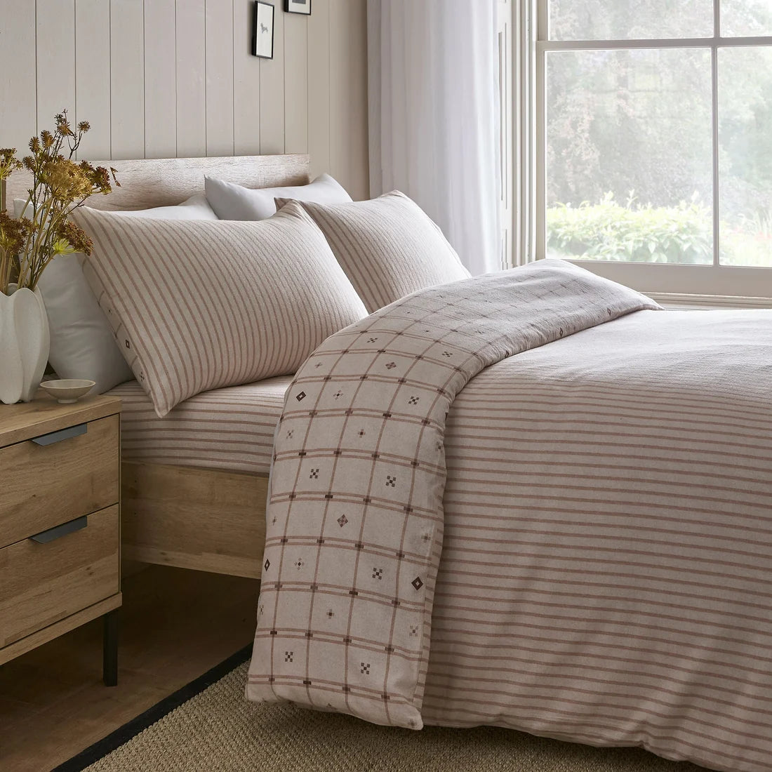 Dreams & Drapes Cottage Check Duvet Cover Set in Natural