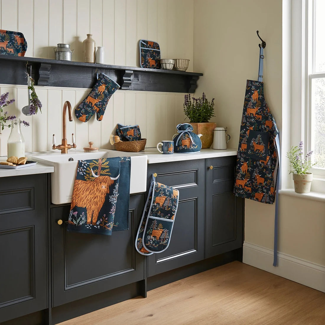 Ulster Weavers Connie the Cow Scatter Tray in Navy