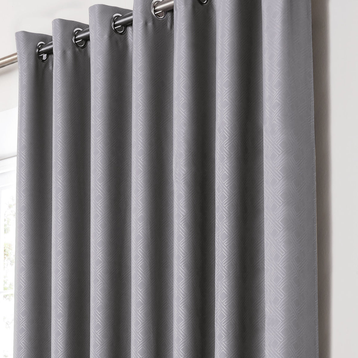 Diamond Geometric Blackout Eyelet Curtains in Silver