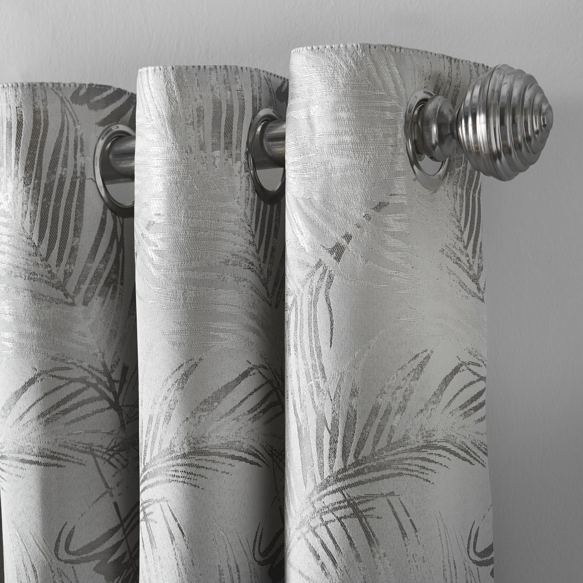 Fiji Floral Leaf Jacquard Lined Eyelet Curtains in Silver