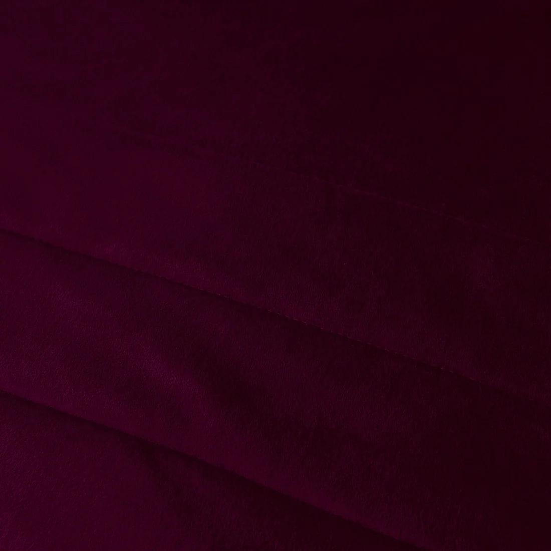 Soiree Melanie Velvet Bedspread in Berry 150 x 220cm