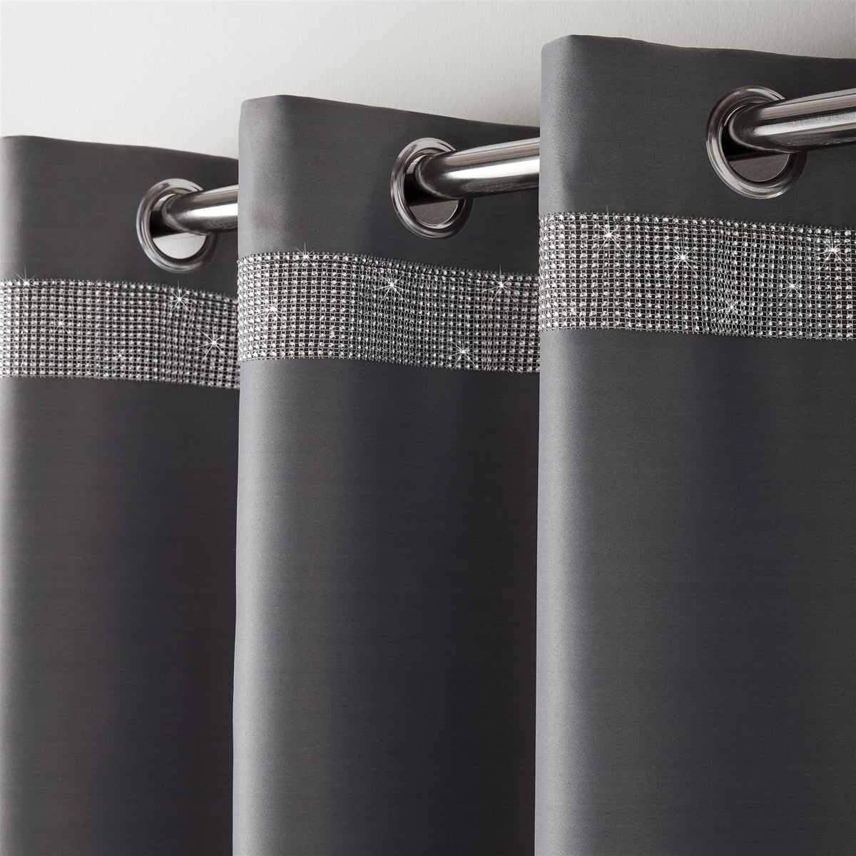 Palace Diamante Thermal Blackout Eyelet Curtains in Silver