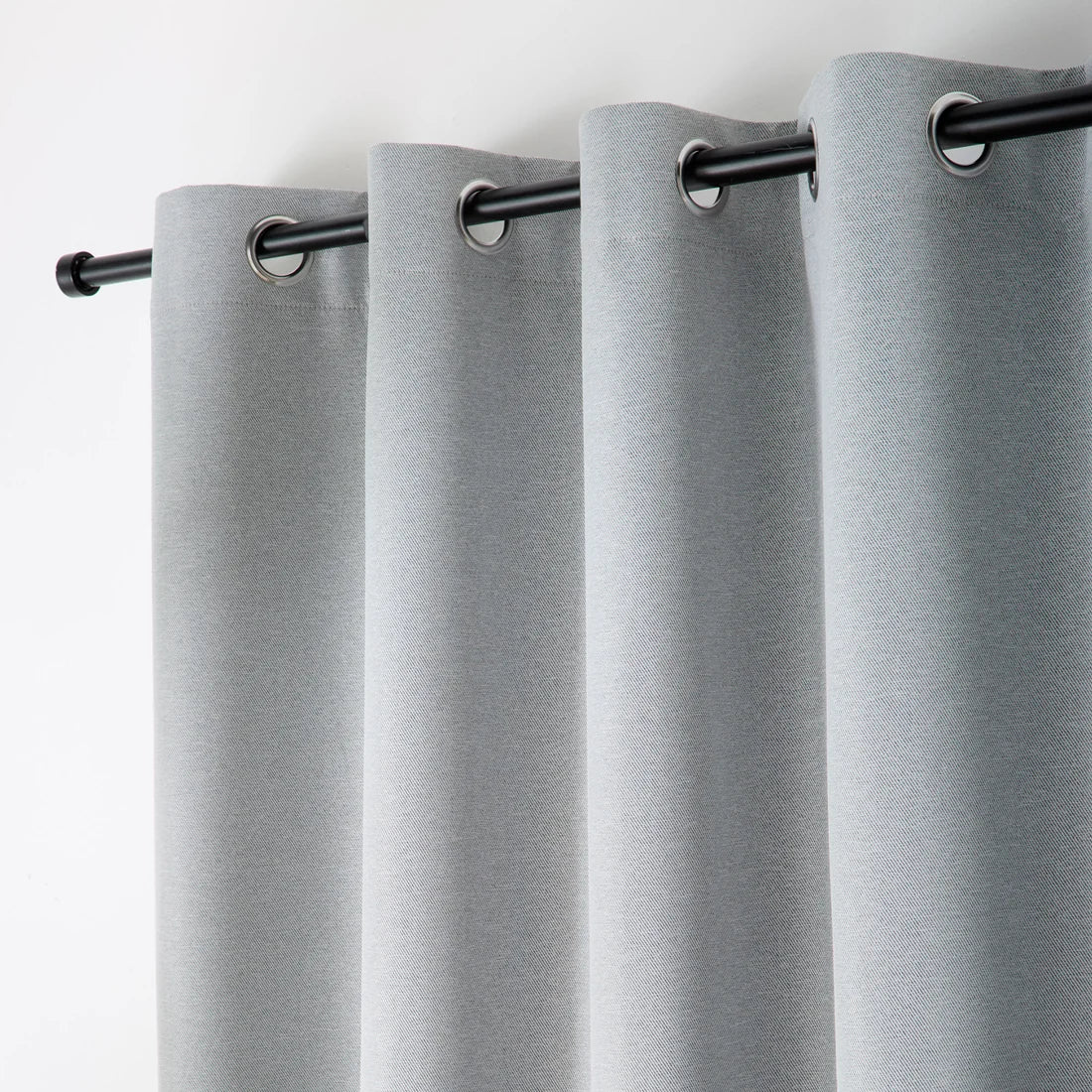 Curtina Plain Twill Blackout Eyelet Curtains in Silver
