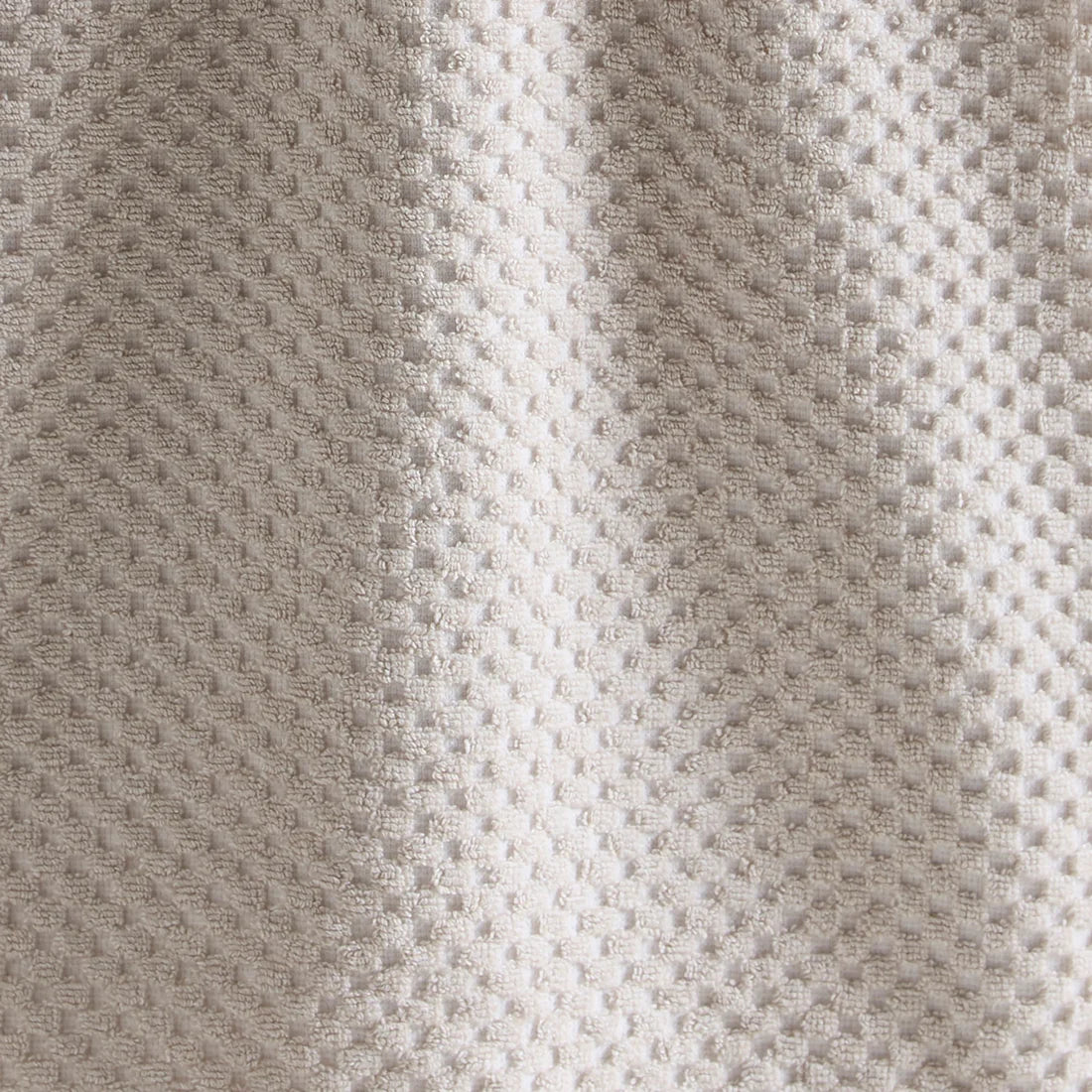 Dreams & Drapes Popcorn Check 100% Cotton Towels in Natural