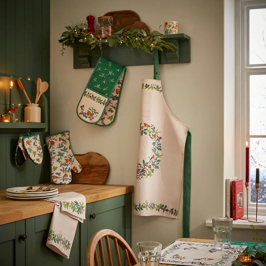 Ulster Weavers Christmas Robins Small Serving Tray in Green