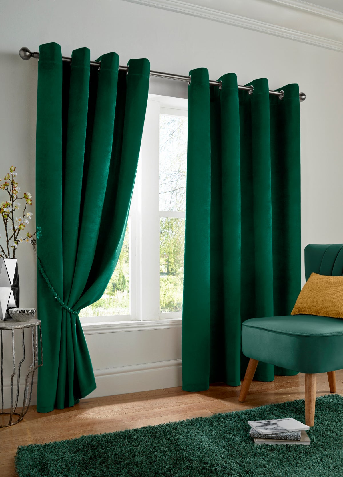 Velvet Blackout Eyelet Curtains in Green
