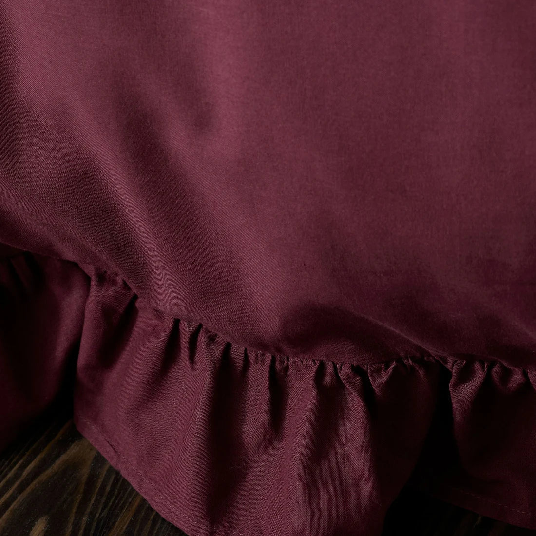 Close-up of the relaxed-look 100% cotton fabric on the Appletree Loft Cassia Frill duvet cover set.
