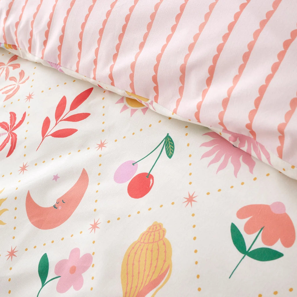 Close-up of the soft cotton-rich polycotton fabric on the Bedlam Dreamscape duvet cover set.