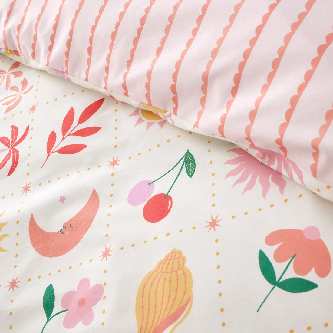 Close-up of the soft cotton-rich polycotton fabric on the Bedlam Dreamscape duvet cover set.