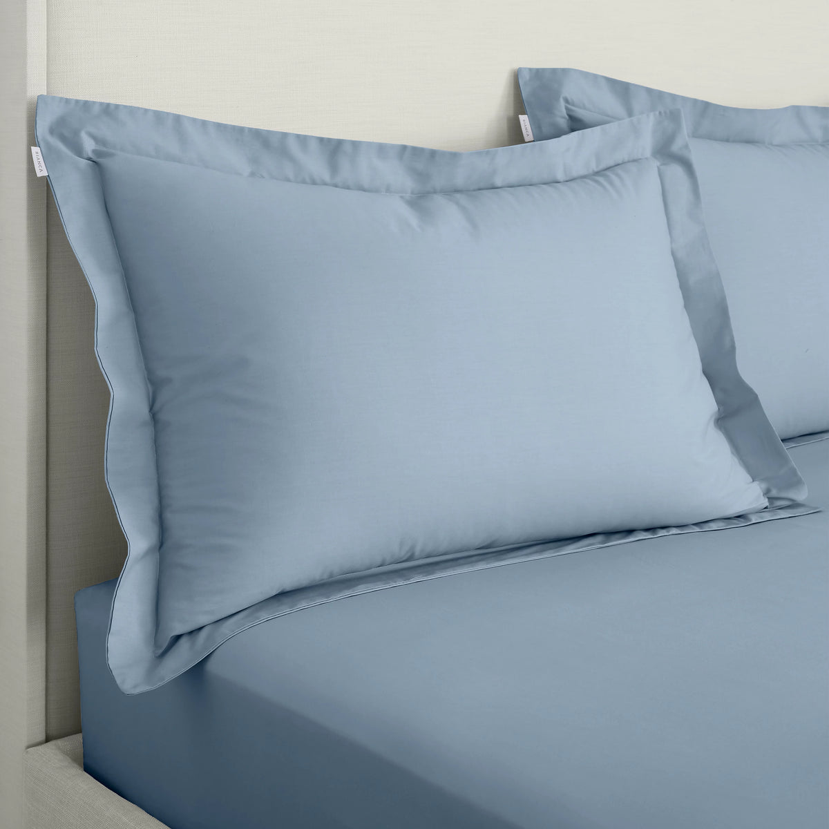 Bianca Fine Linens 200 Thread Count Cotton Percale Oxford Pillowcase Pair Blue
