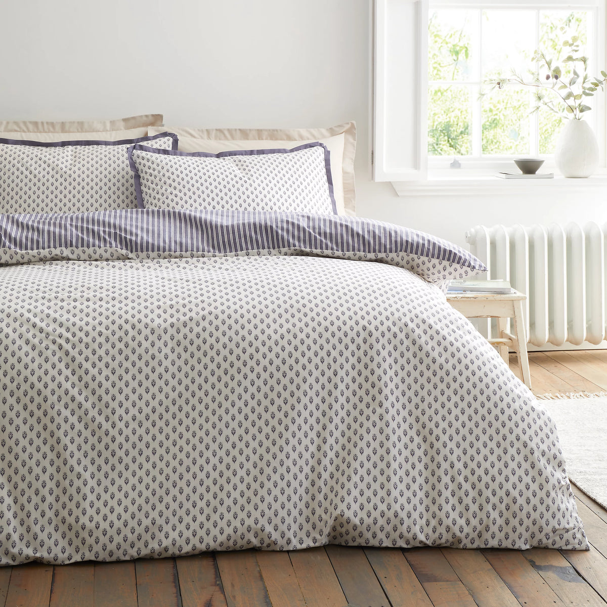 Bianca Amelie 200TC Cotton Reversible Duvet Cover Set Blue