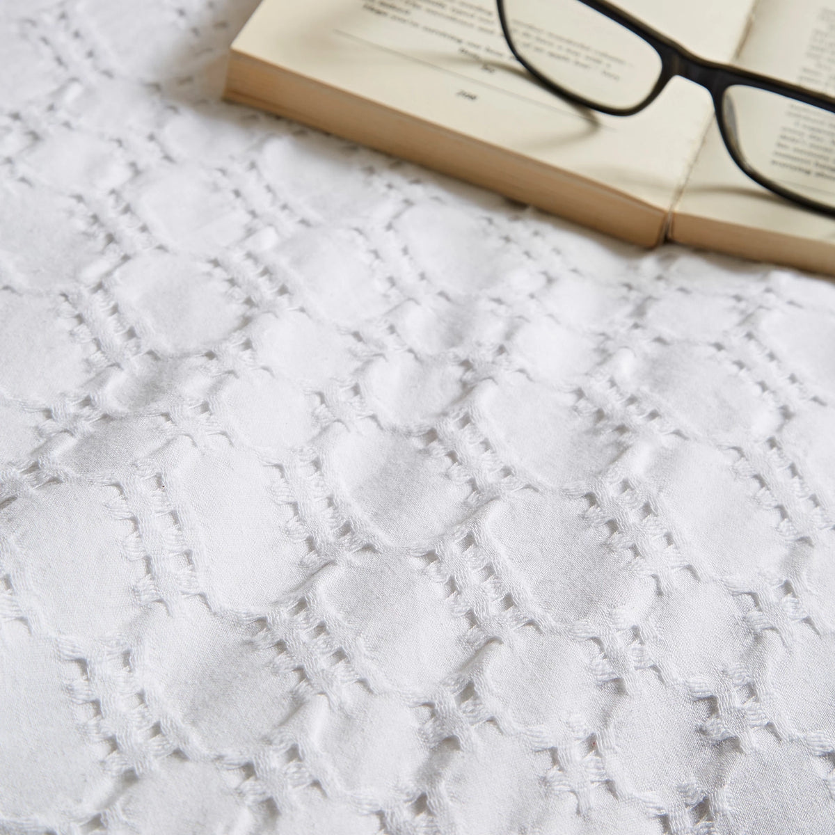 Bianca Waffle Cotton Circle Duvet Cover Set White