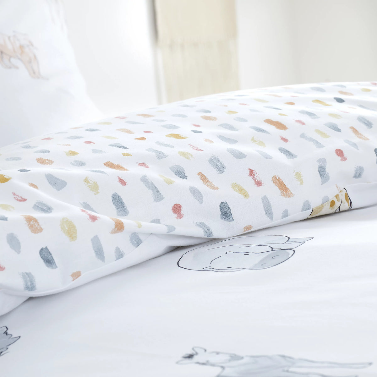 Little Bianca Zoo Animals 100% Cotton Reversible Duvet Cover Set in Pastel