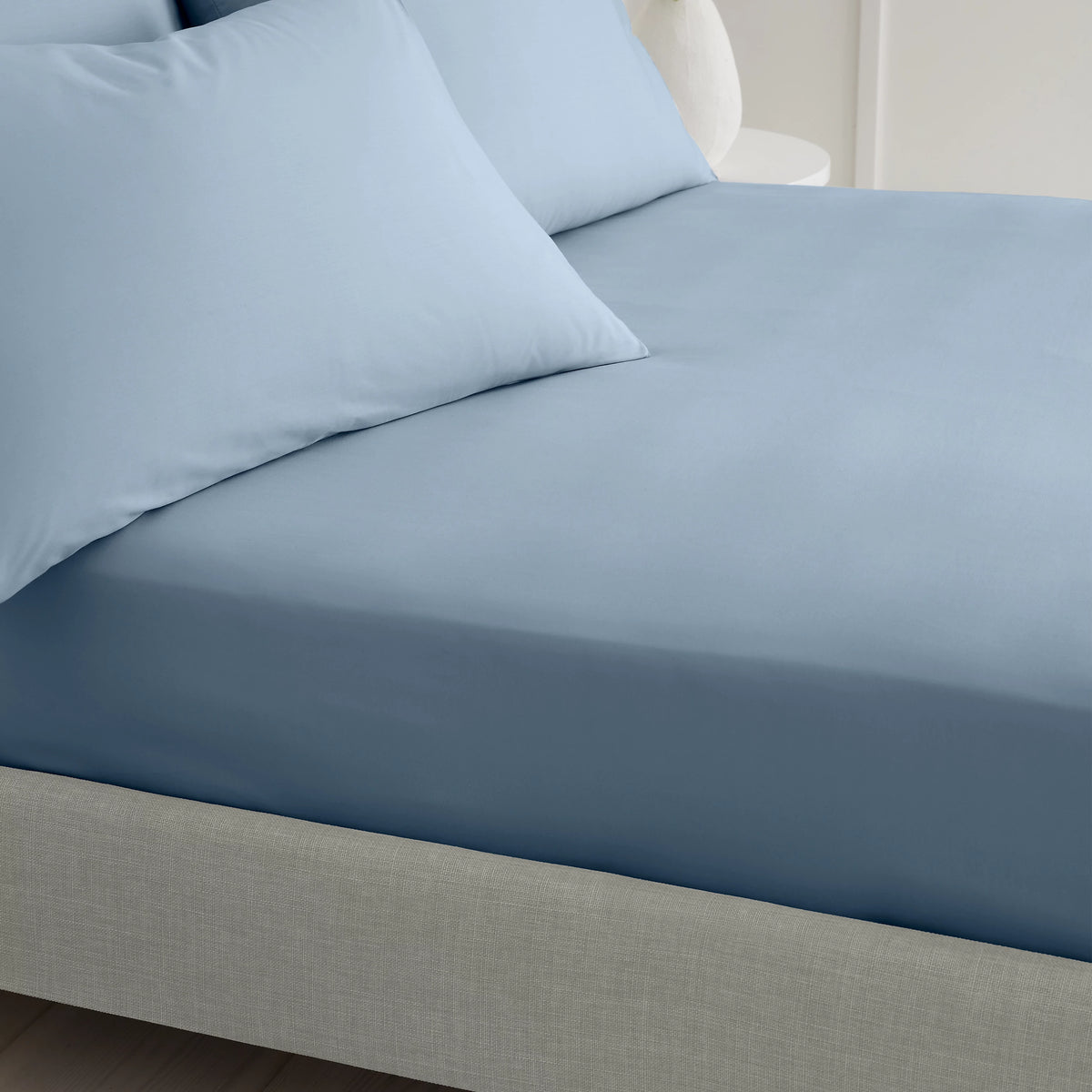 Bianca Fine Linens 200 Thread Count Cotton Percale Fitted Sheet 32cm Depth Blue