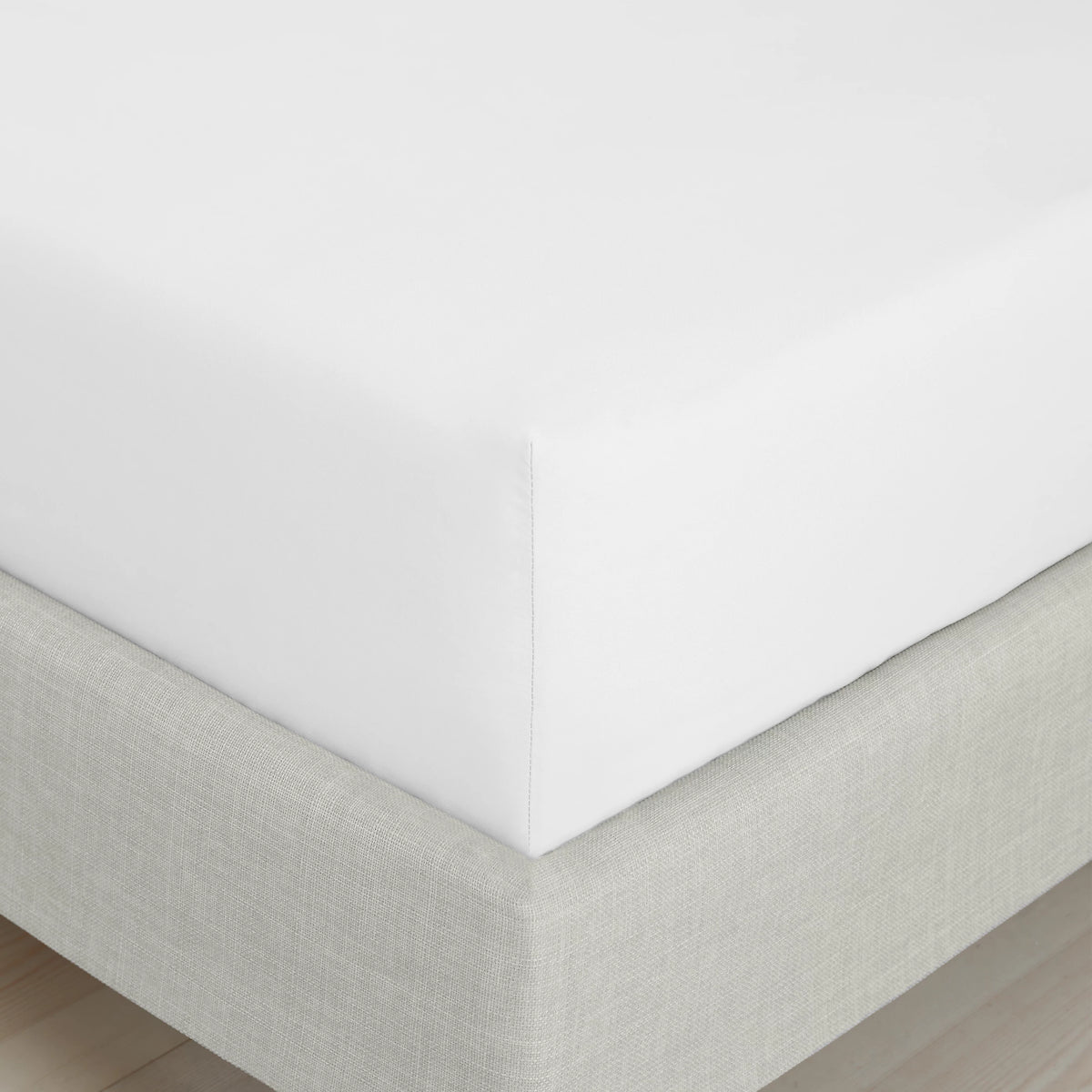 Bianca 200TC Cotton Percale Fitted Sheet White 32cm