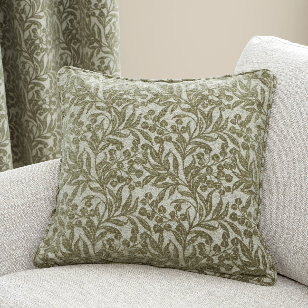 Bianca Fine Linens Chenille Leaves 50x50cm Cushion in Green